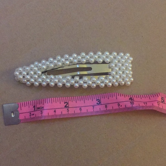 Hair clip - Picture 3 of 6